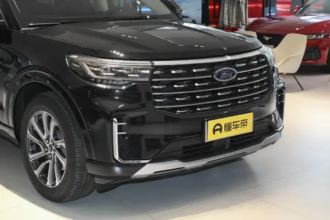 楼姐聊车车｜福特探险者实测！2.3T+10AT，女生开也超好驾驭